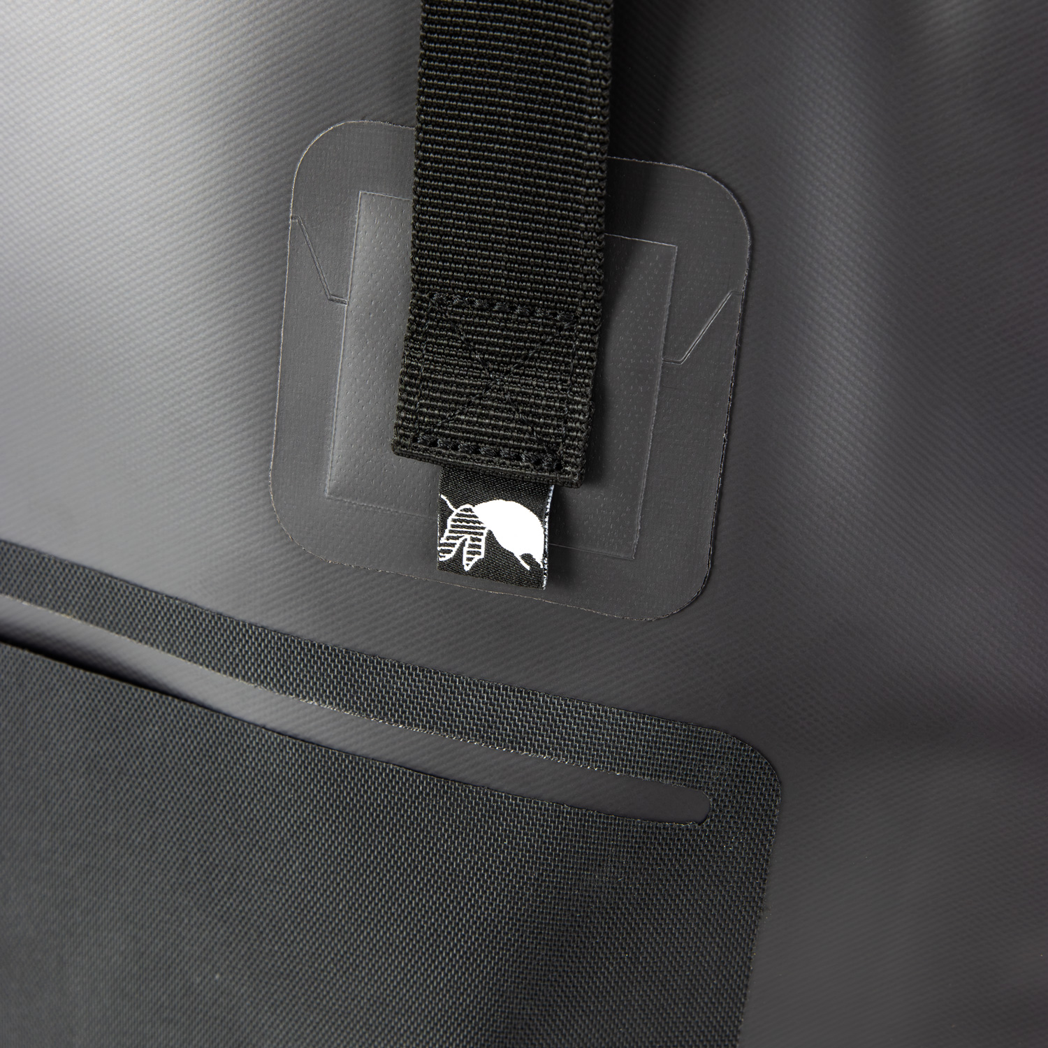 Frontier Bucket Bag
